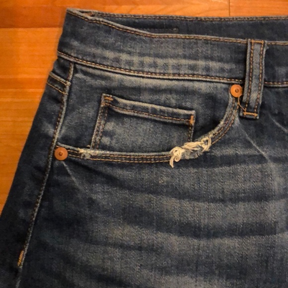 BlankNYC Jean Skirt - Picture 11 of 12